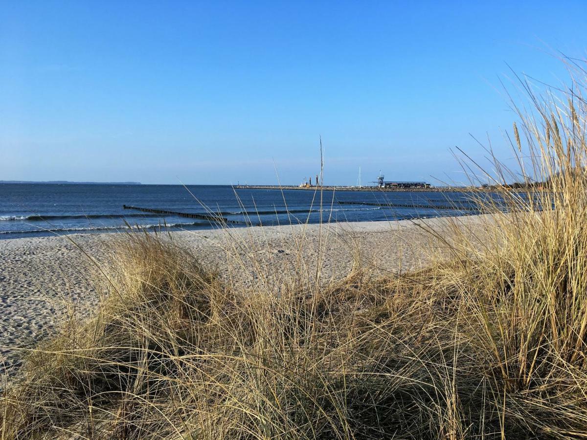 Fewo Am Strand غلوفي المظهر الخارجي الصورة